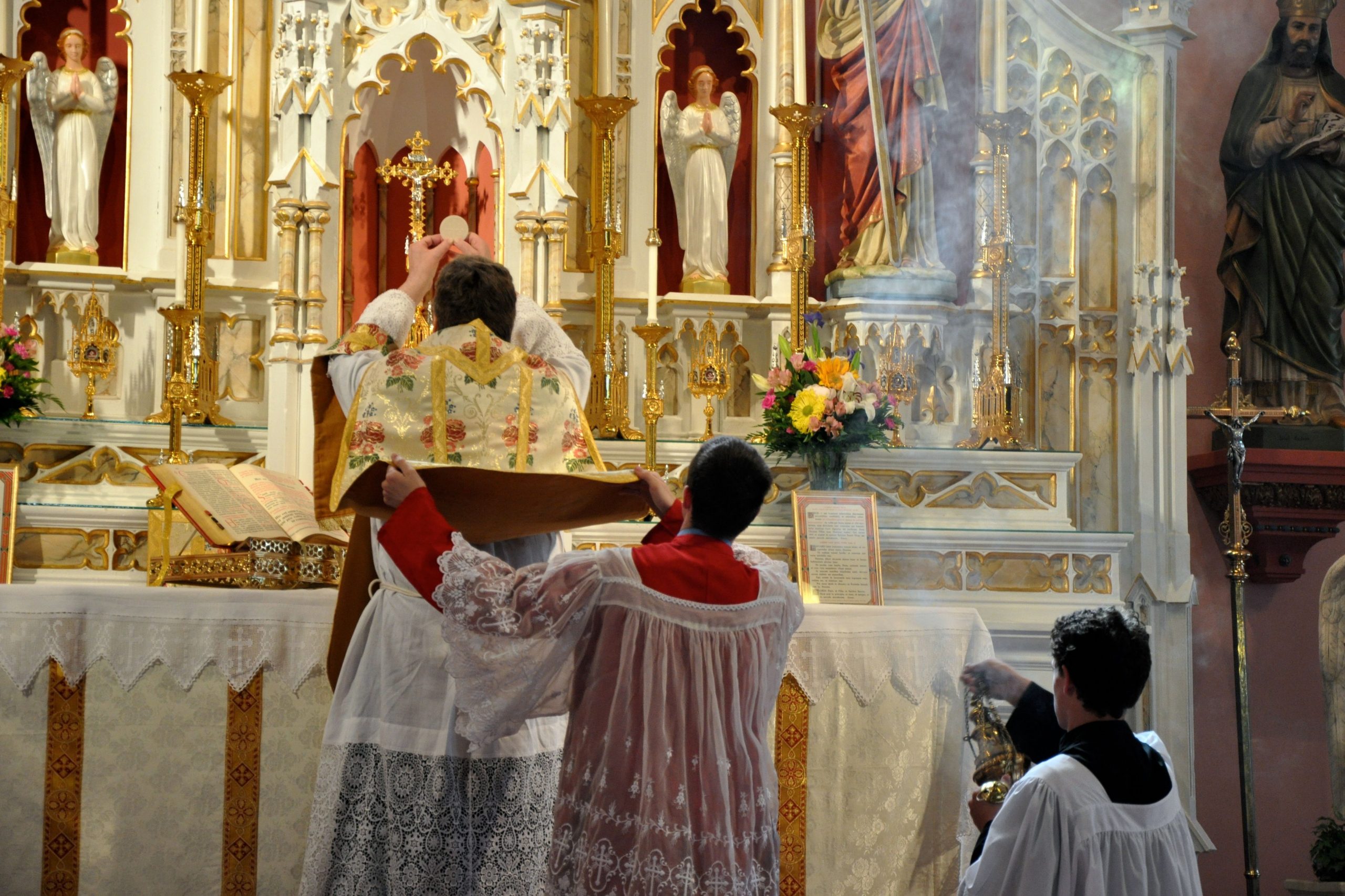 Eucharistic Elevation